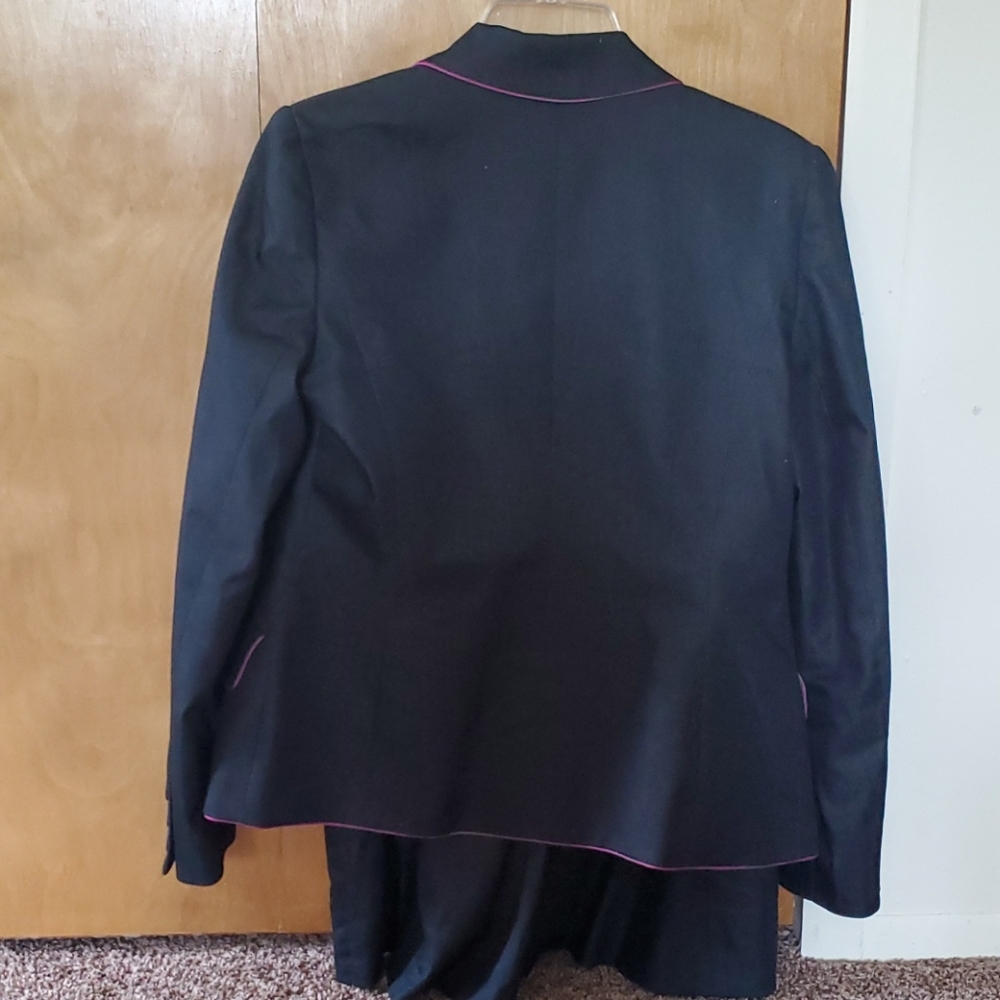 Apostrophe Stretch skirt suit - Picture 2 of 6